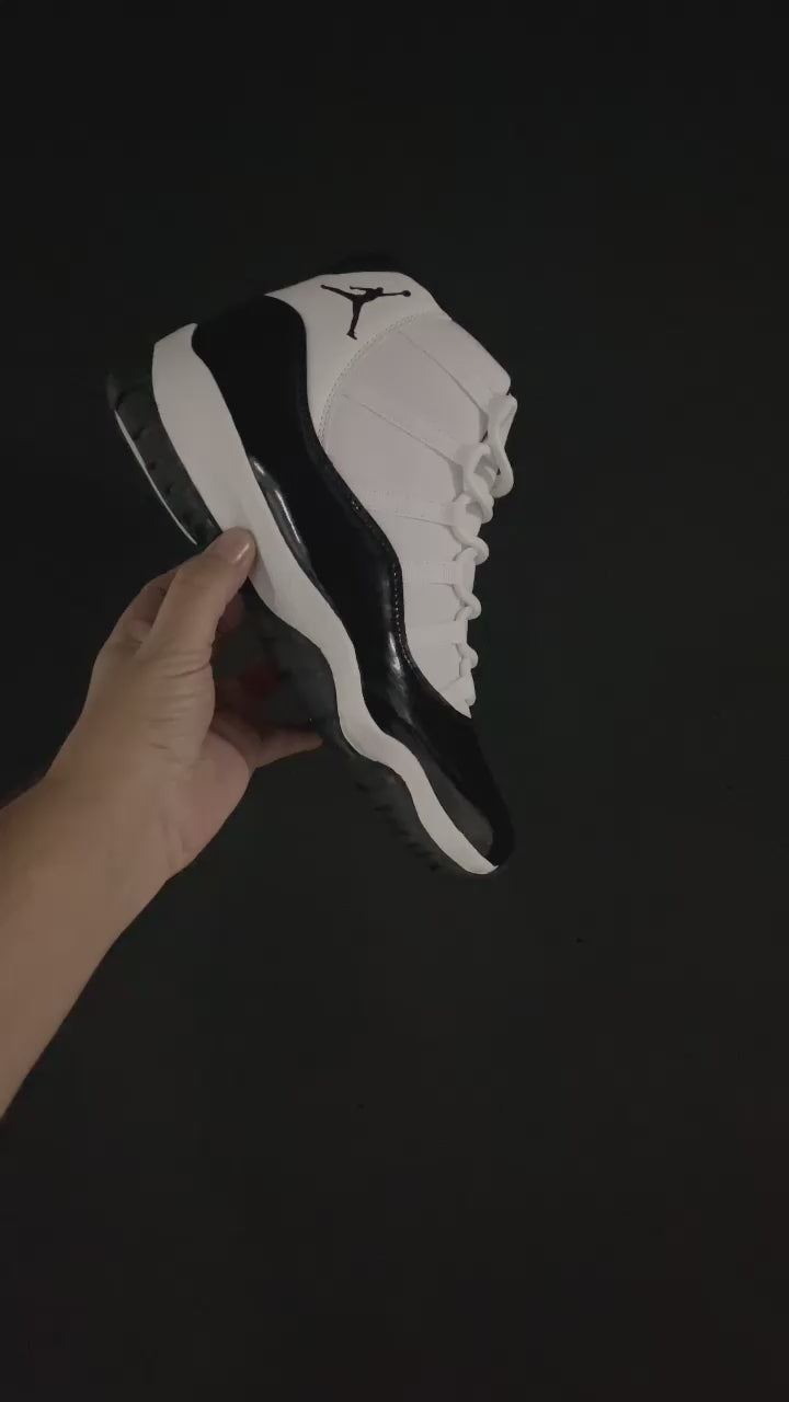 Jordan 11