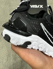 NIKE REACT