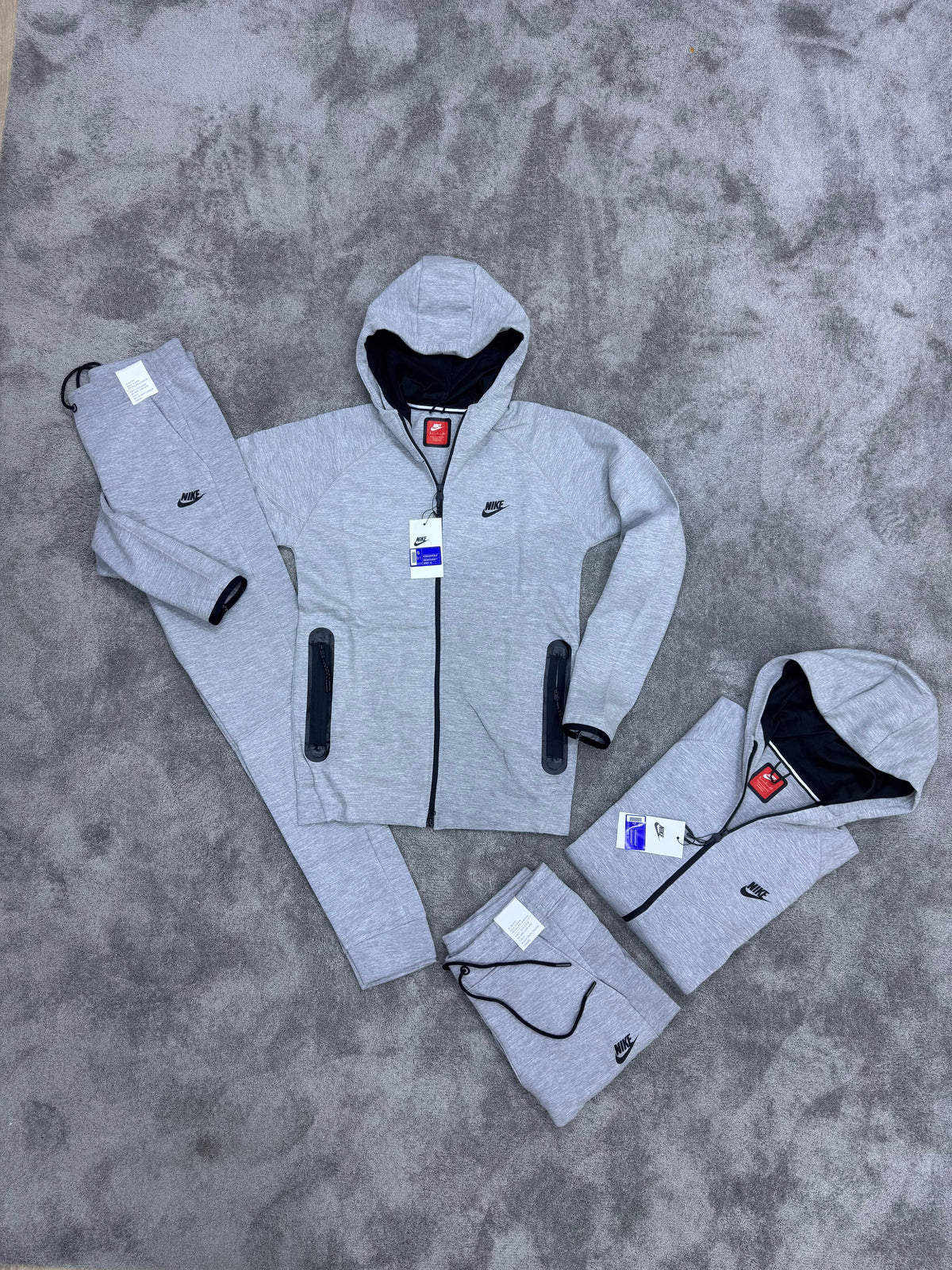 Chandal Nike Tech Fleece Gris