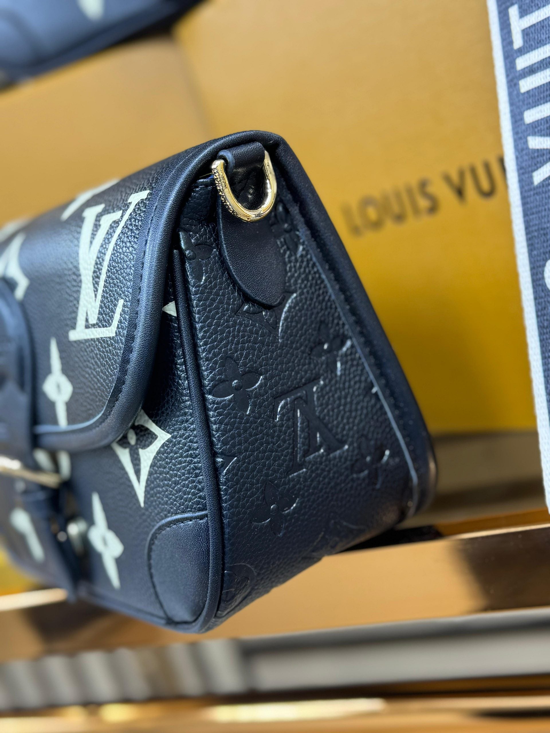 Bolso LOUIS VUITTON mujer