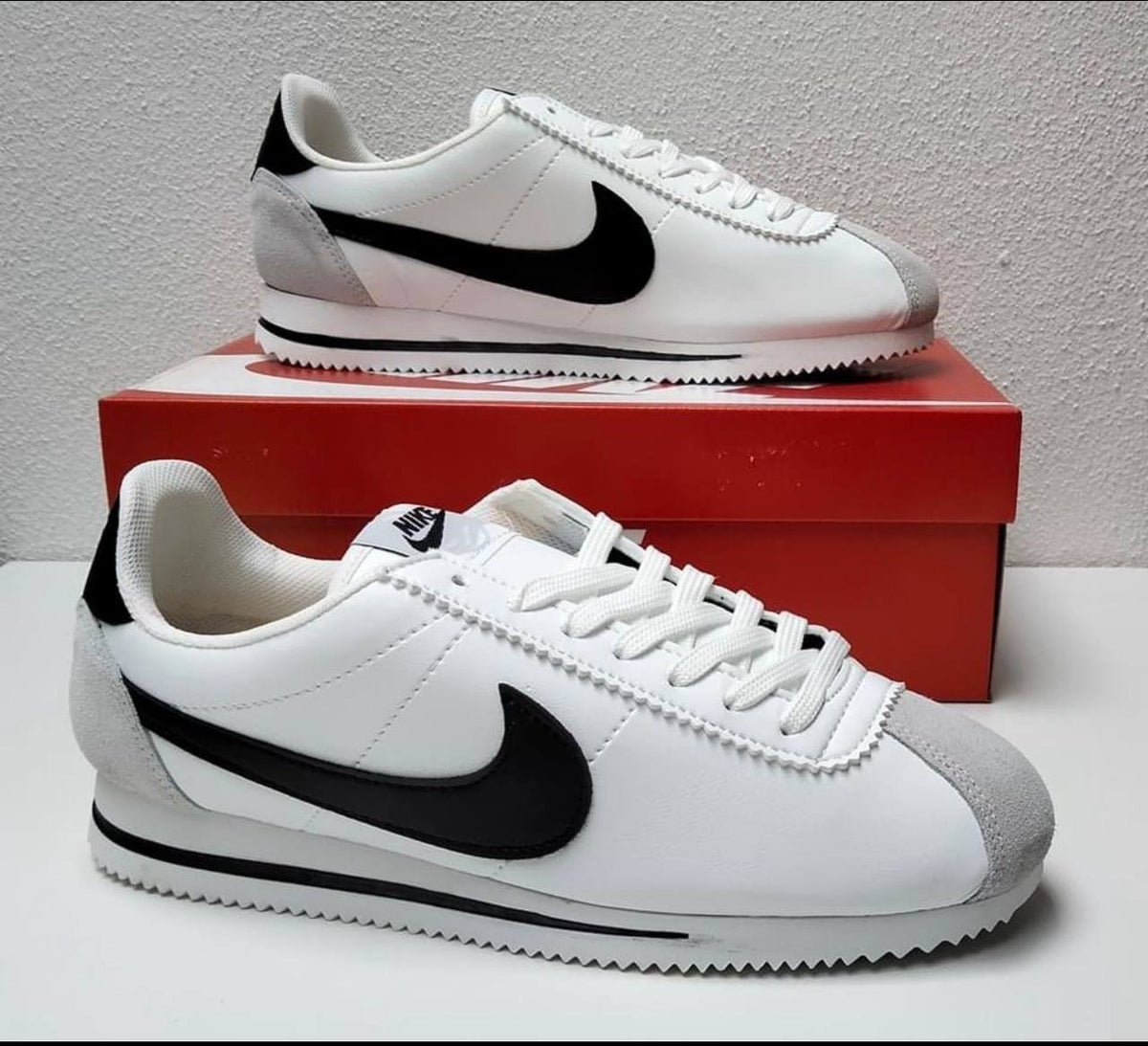 Nike corteiz blancas