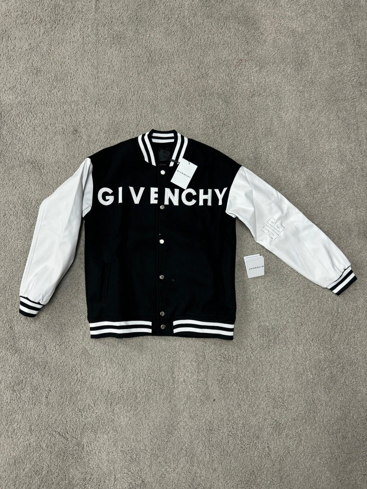 CHAQUETA Givenchy MAX calidad