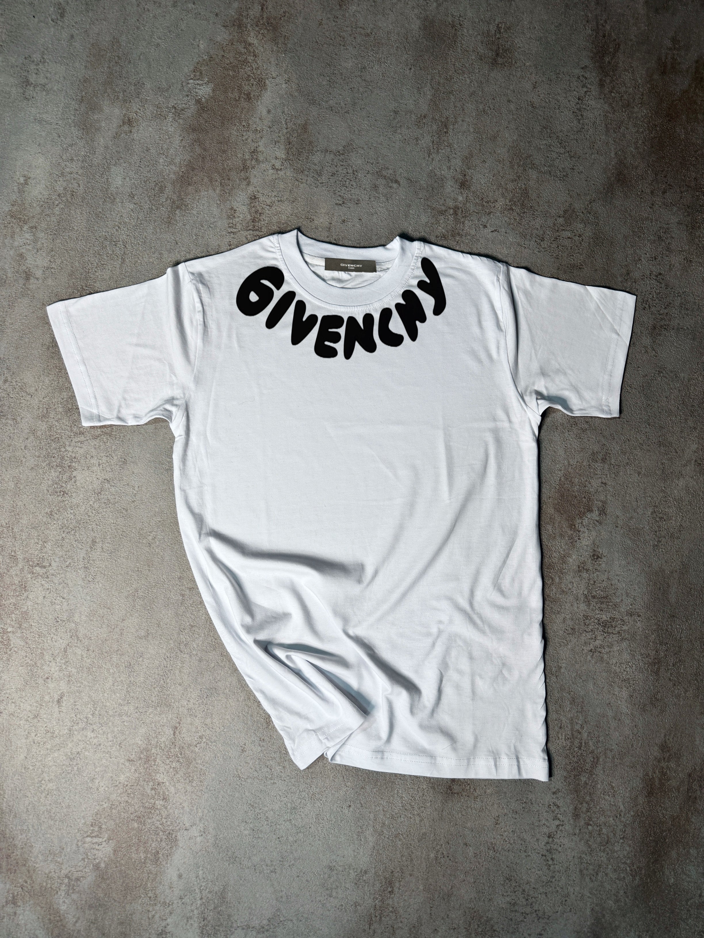 CAMISETA GIVENĆHY