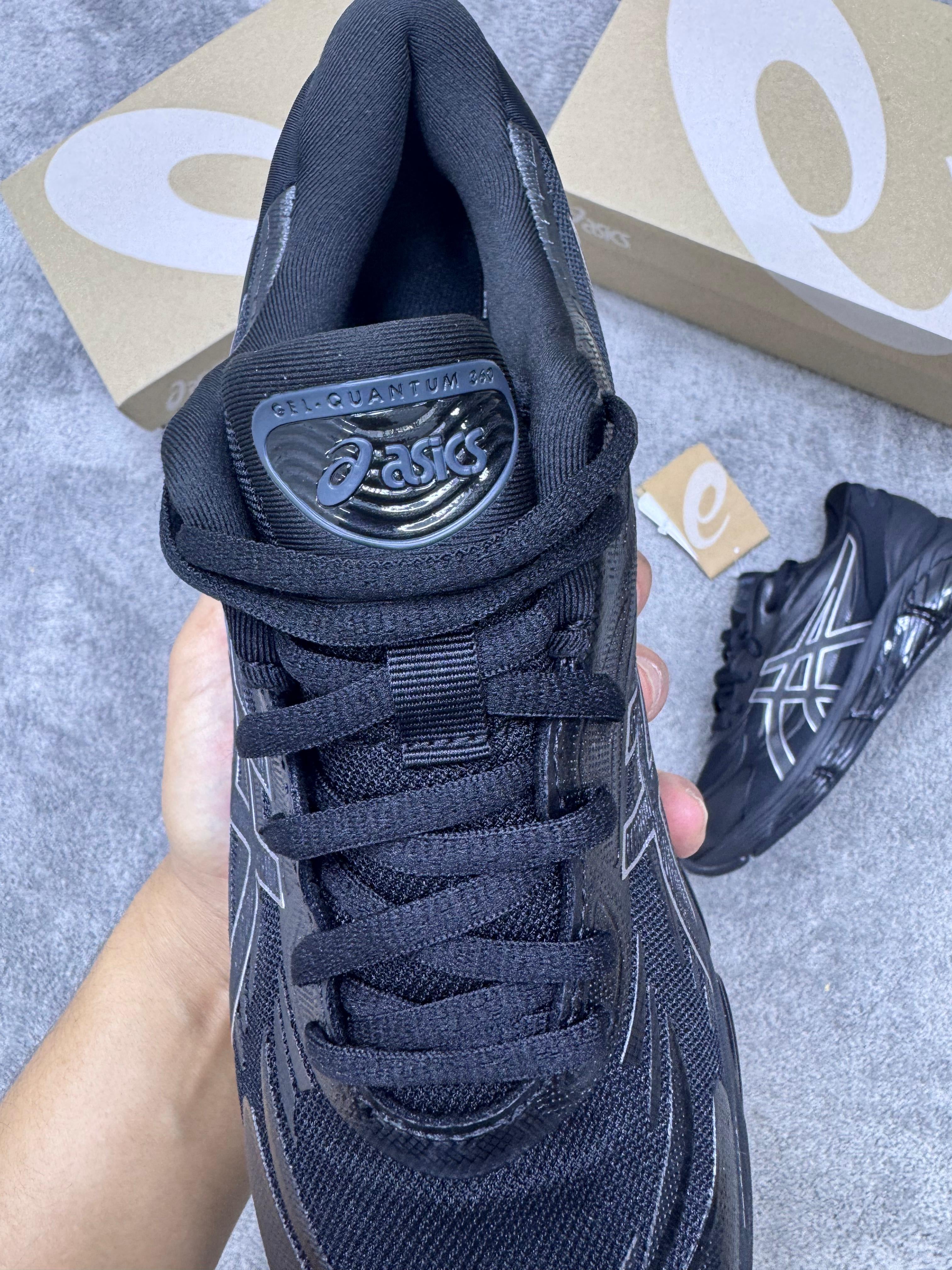 ASICS GEL-QUANTUM 360