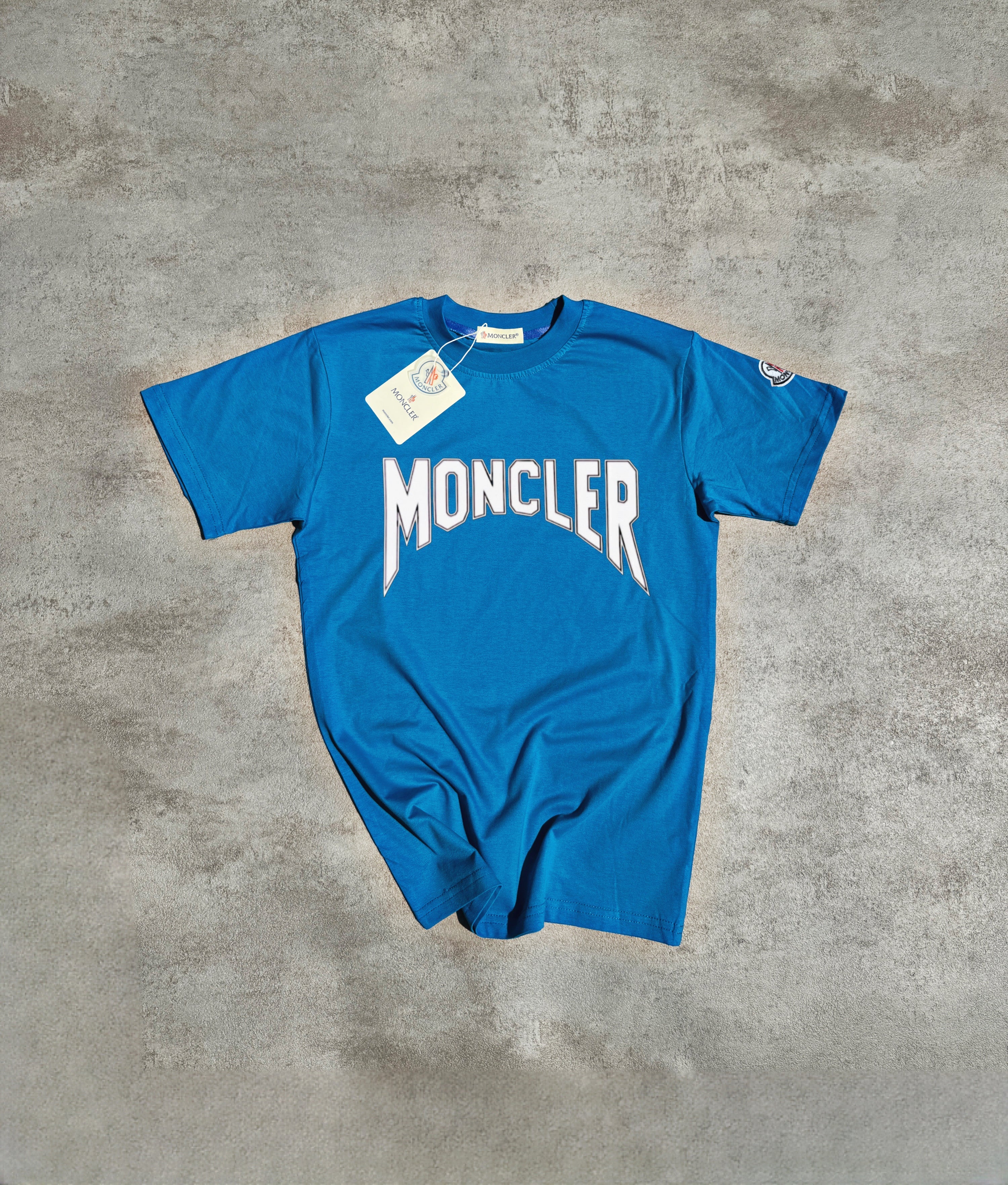 CAMISETA MONCL£R