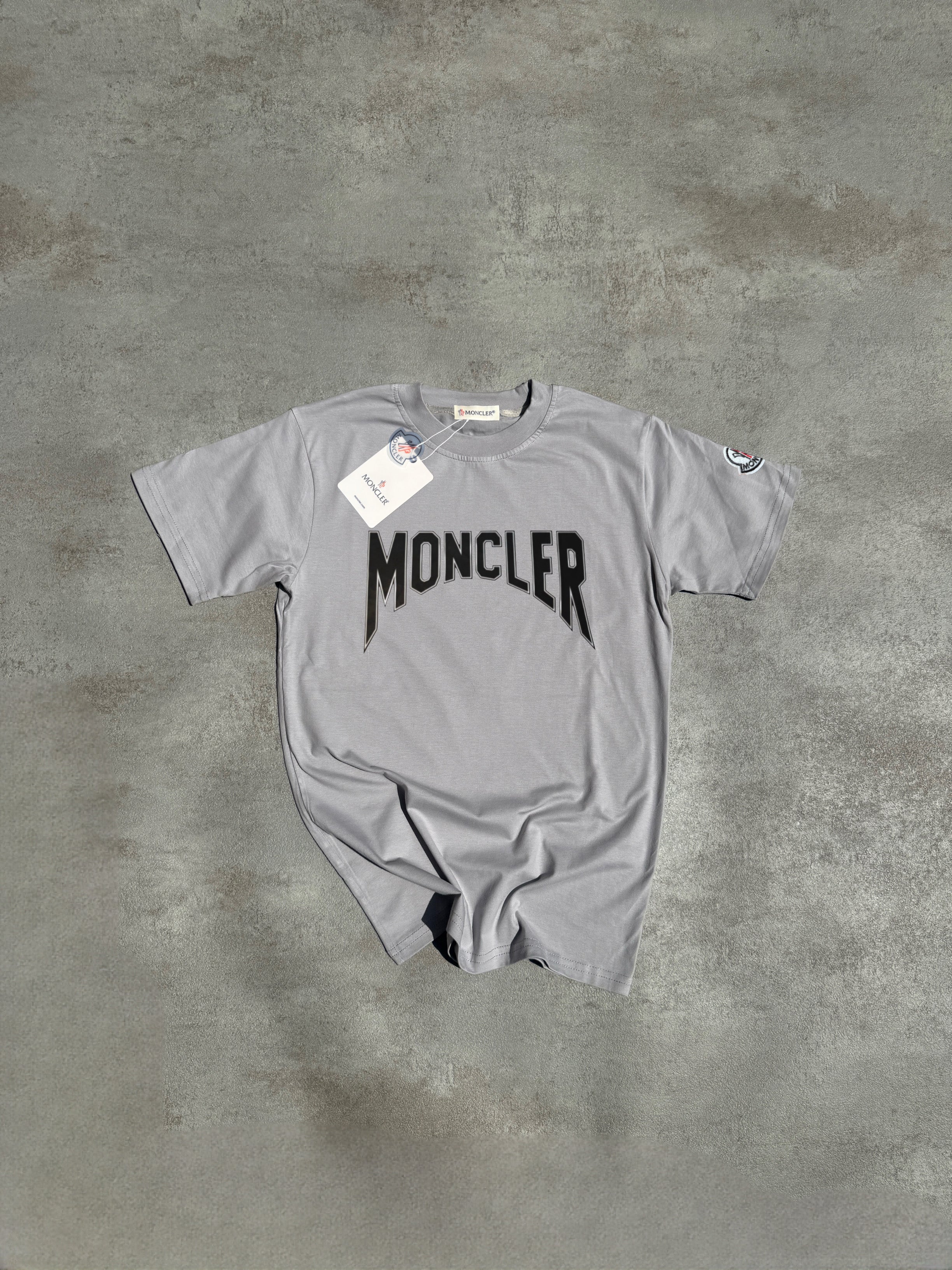 CAMISETA MONCL£R